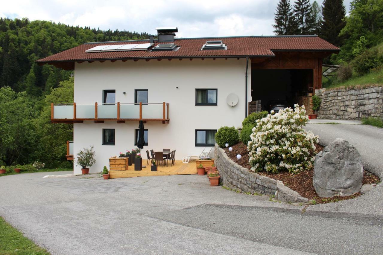 Ferienwohnung By Josef Lanzinger Bad Vigaun Exterior foto